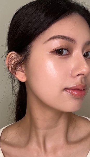 Hyaluronic Acid - Plump & Glow #1 K-Beauty Serum